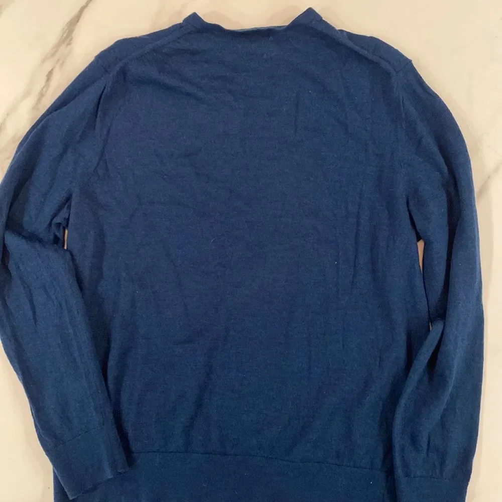 Banana Republic, V-Neck, 100% Merino Wool, Size Large